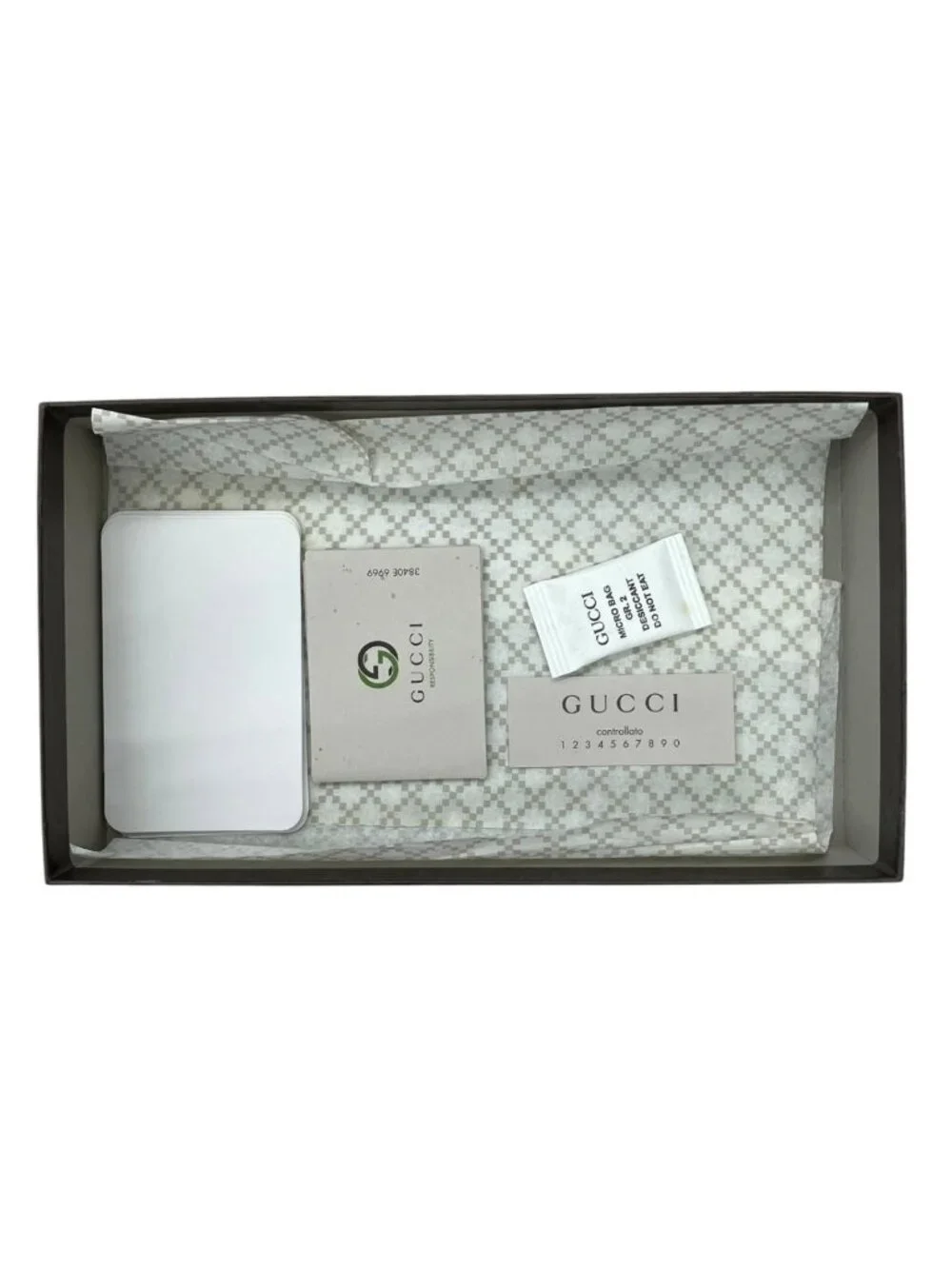 Gucci Zip Around Wallet GG Supreme Belt Beige